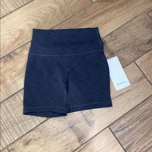 Lululemon wunder train shorts